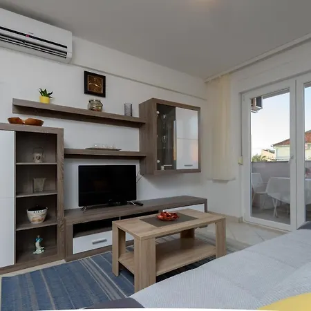 Apartment Karmela Zadar